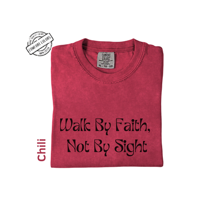 Camiseta unisex de algodón suave, perfecta para el día a día. Diseñada con impresión de alta calidad que resiste lavados y uso constante. Disponible en varios colores y tallas. Ideal para quienes buscan comodidad sin perder estilo.