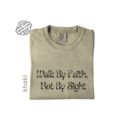 Camiseta unisex de algodón suave, perfecta para el día a día. Diseñada con impresión de alta calidad que resiste lavados y uso constante. Disponible en varios colores y tallas. Ideal para quienes buscan comodidad sin perder estilo.